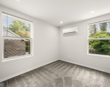 30 Keystone Avenue - Photo Thumbnail 14