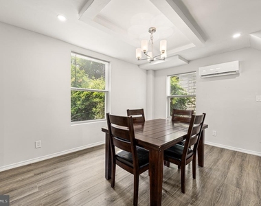 30 Keystone Avenue - Photo Thumbnail 7