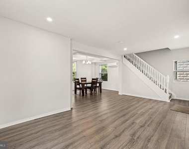 30 Keystone Avenue - Photo Thumbnail 6