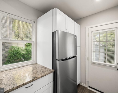 30 Keystone Avenue - Photo Thumbnail 13