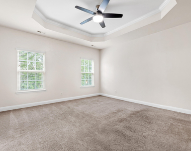 1101 Boxcar Way - Photo Thumbnail 12