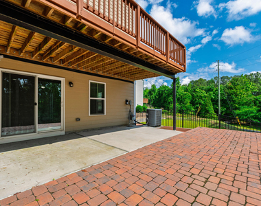1101 Boxcar Way - Photo Thumbnail 24