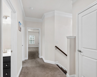 1101 Boxcar Way - Photo Thumbnail 17