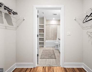 703 Rice Boulevard - Photo Thumbnail 7