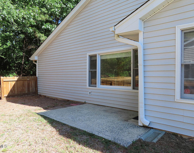 205 Standish Drive - Photo Thumbnail 6