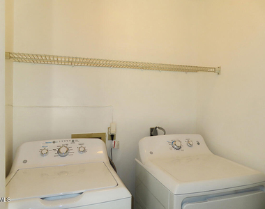 205 Standish Drive - Photo Thumbnail 5