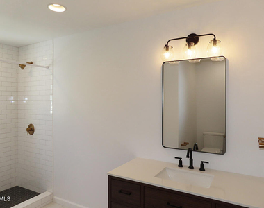 124 Brownville Street - Photo Thumbnail 11