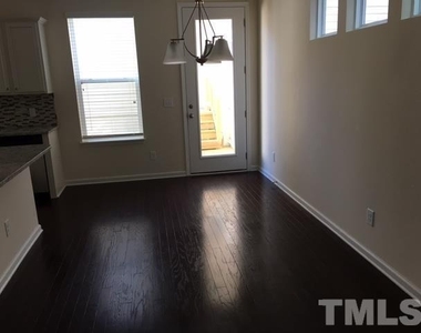 4997 Sunny Creek Lane - Photo Thumbnail 4