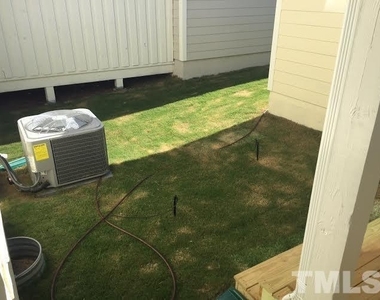 4997 Sunny Creek Lane - Photo Thumbnail 2