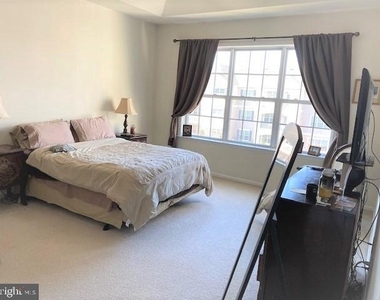 836 Timberlake Drive - Photo Thumbnail 4