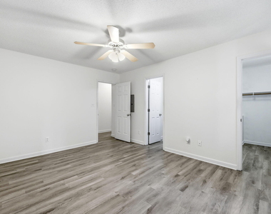 1057 Mailwood Drive - Photo Thumbnail 23