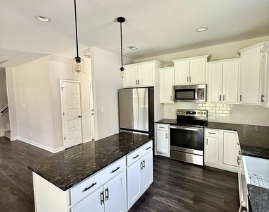 325 Whetstone Drive - Photo Thumbnail 9