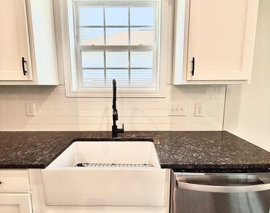 325 Whetstone Drive - Photo Thumbnail 10