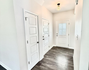 325 Whetstone Drive - Photo Thumbnail 19