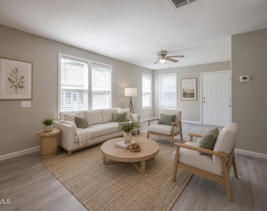 255 Erwin Road - Photo Thumbnail 2