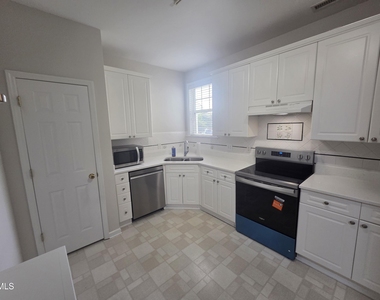 11034 Louson Place - Photo Thumbnail 27