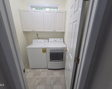 11034 Louson Place - Photo Thumbnail 25