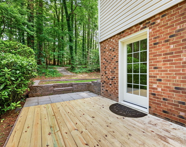 1526 Dirkson Court - Photo Thumbnail 27
