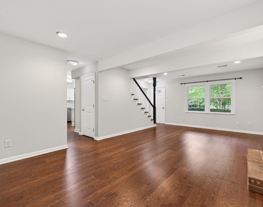 1526 Dirkson Court - Photo Thumbnail 6