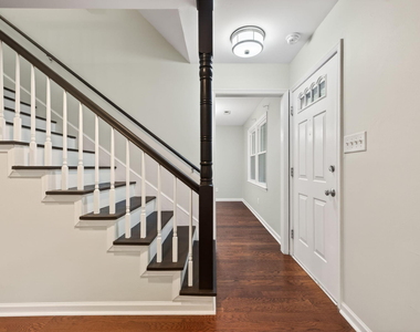 1526 Dirkson Court - Photo Thumbnail 7