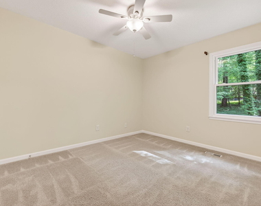 1526 Dirkson Court - Photo Thumbnail 21