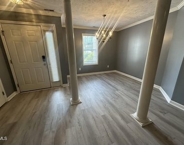 320 Bubble Creek Court - Photo Thumbnail 18