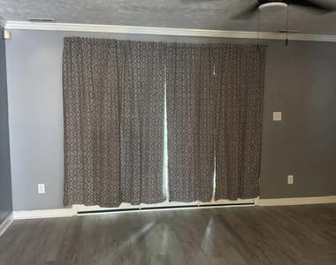 320 Bubble Creek Court - Photo Thumbnail 17