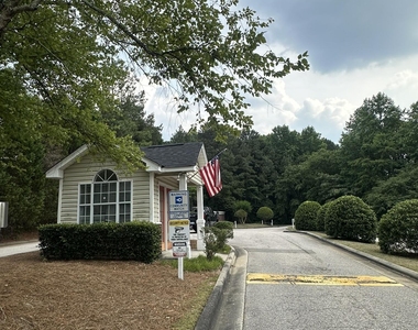 320 Bubble Creek Court - Photo Thumbnail 4