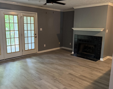320 Bubble Creek Court - Photo Thumbnail 7