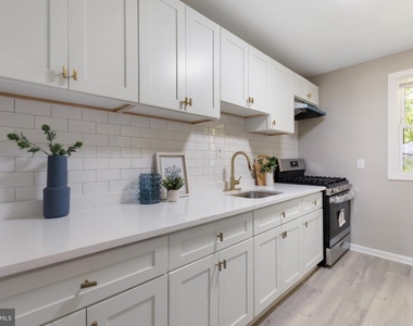 219 Kinsley Road - Photo Thumbnail 1