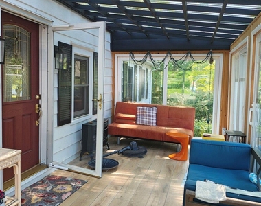 11 Sylvan Avenue - Photo Thumbnail 8