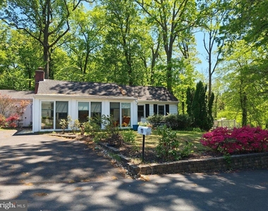11 Sylvan Avenue - Photo Thumbnail 1