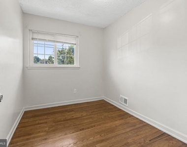 8030 New Riggs Road - Photo Thumbnail 16