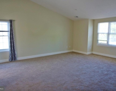 14906 Dennington Drive - Photo Thumbnail 31