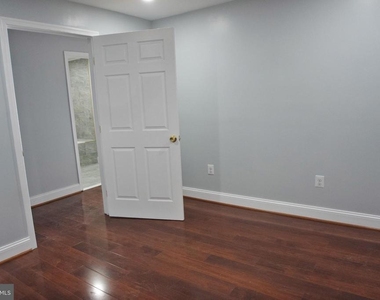 14906 Dennington Drive - Photo Thumbnail 37
