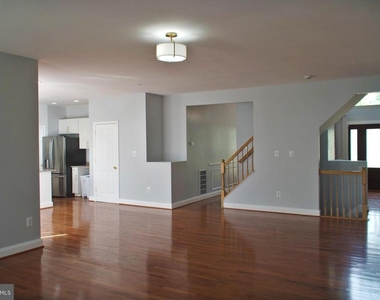 14906 Dennington Drive - Photo Thumbnail 8
