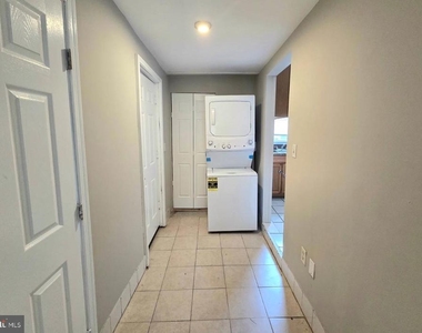 809 Eastern Avenue - Photo Thumbnail 6