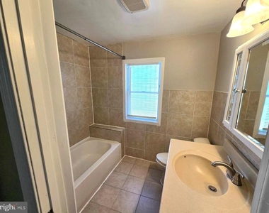 809 Eastern Avenue - Photo Thumbnail 5