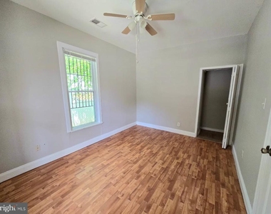 809 Eastern Avenue - Photo Thumbnail 11