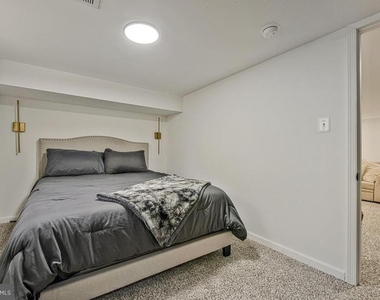 3704 Hamilton Street - Photo Thumbnail 32