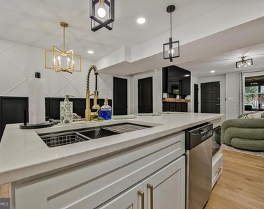 3704 Hamilton Street - Photo Thumbnail 14