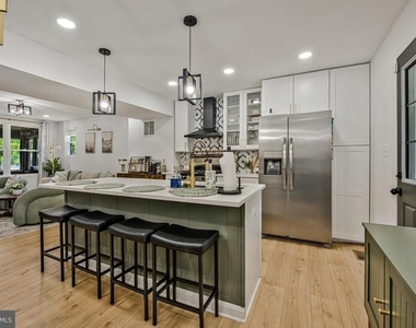 3704 Hamilton Street - Photo Thumbnail 11