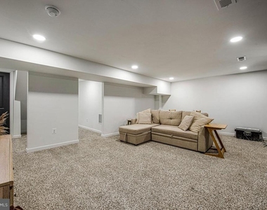 3704 Hamilton Street - Photo Thumbnail 30