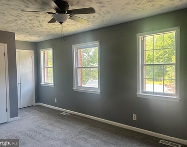 12605 Trumbull Drive - Photo Thumbnail 10