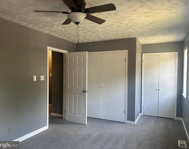 12605 Trumbull Drive - Photo Thumbnail 9