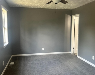 12605 Trumbull Drive - Photo Thumbnail 8