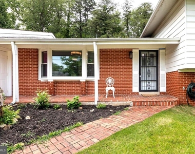 11506 Karen Drive - Photo Thumbnail 1