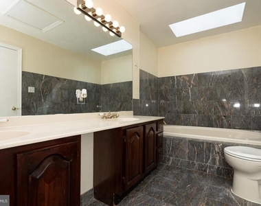 11506 Karen Drive - Photo Thumbnail 40