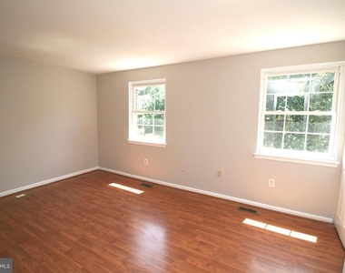19608 White Saddle Drive - Photo Thumbnail 6