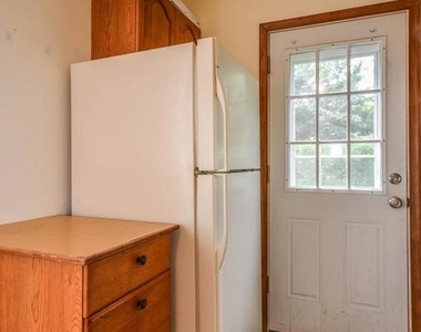 2034 Glen Ross Road - Photo Thumbnail 10